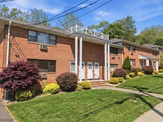 7 Colonial Drive 7L, Little Falls Twp., NJ 07424