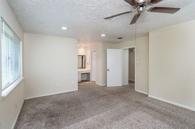 5018 Fitzwater Drive, Spring, TX 77373