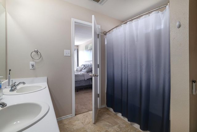 267 Drystone TRL, Liberty Hill, TX 78642