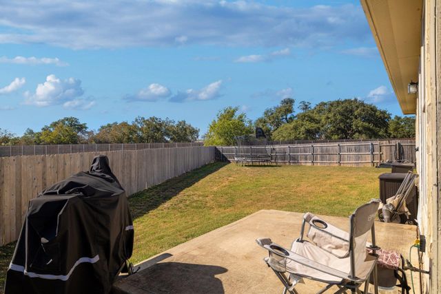 267 Drystone TRL, Liberty Hill, TX 78642