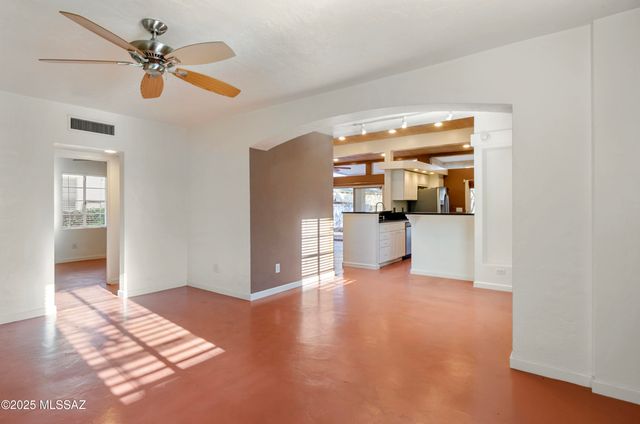 1722 E 9th Street, Tucson, AZ 85719