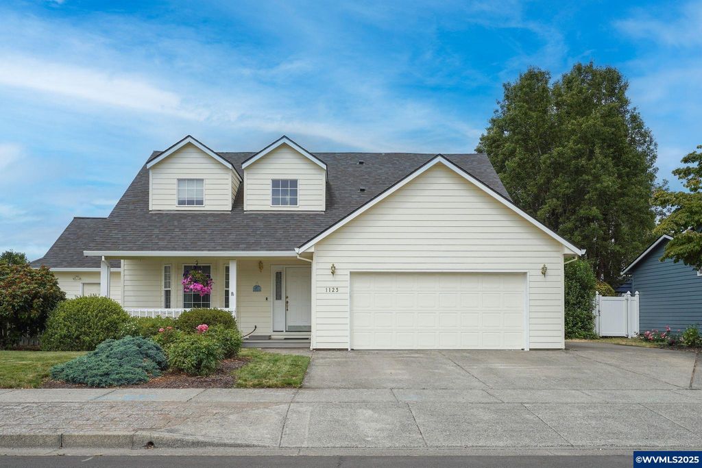 1123 Heritage Lp, Stayton, OR 97383