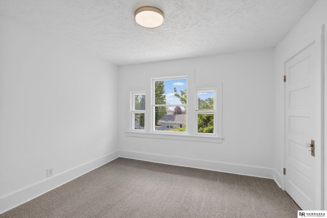 1440 E 12 Street, Fremont, NE 68025