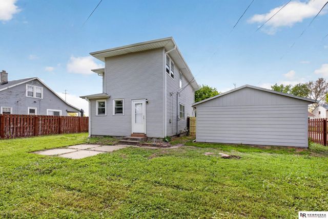 1440 E 12 Street, Fremont, NE 68025