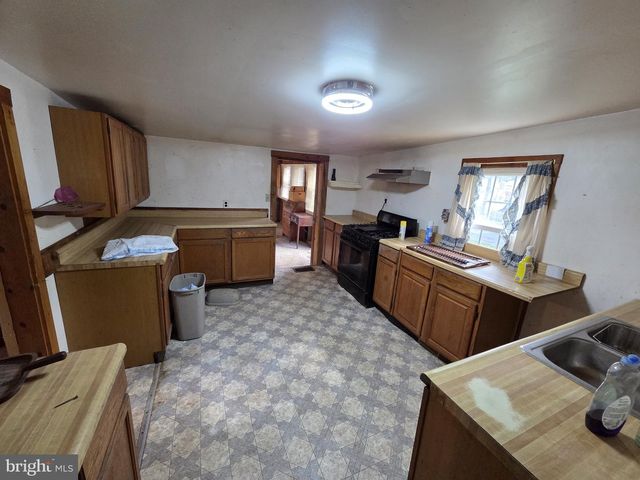 227 HAMILTON ST, Delaware City, DE 19706