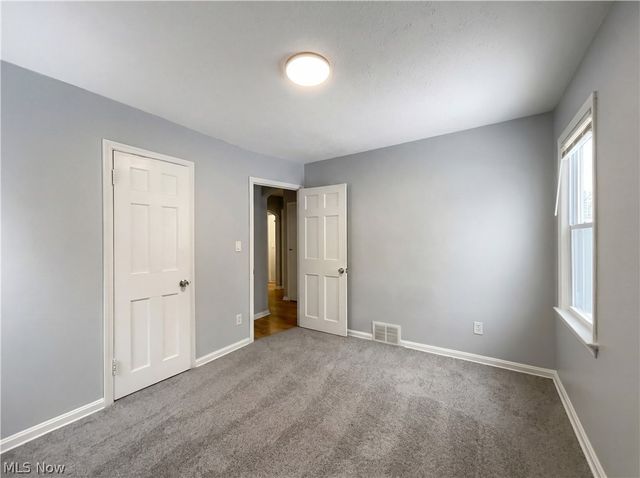 17409 Mapleboro Avenue, Maple Heights, OH 44137