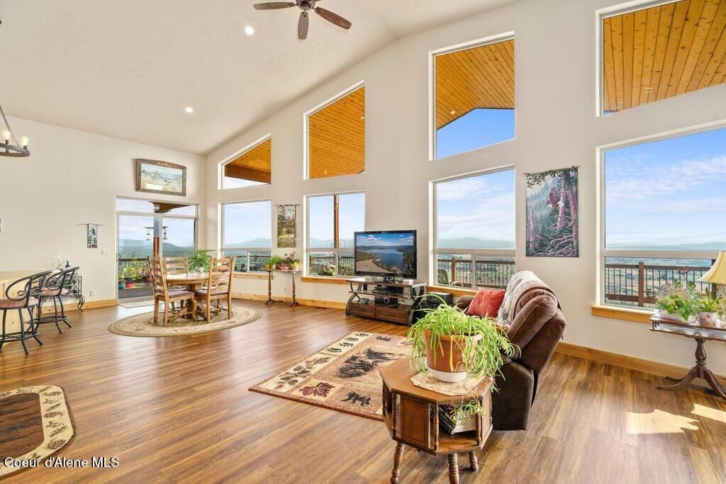 10653 N Payment Peak Rd, Hauser, ID 83854 photo 11