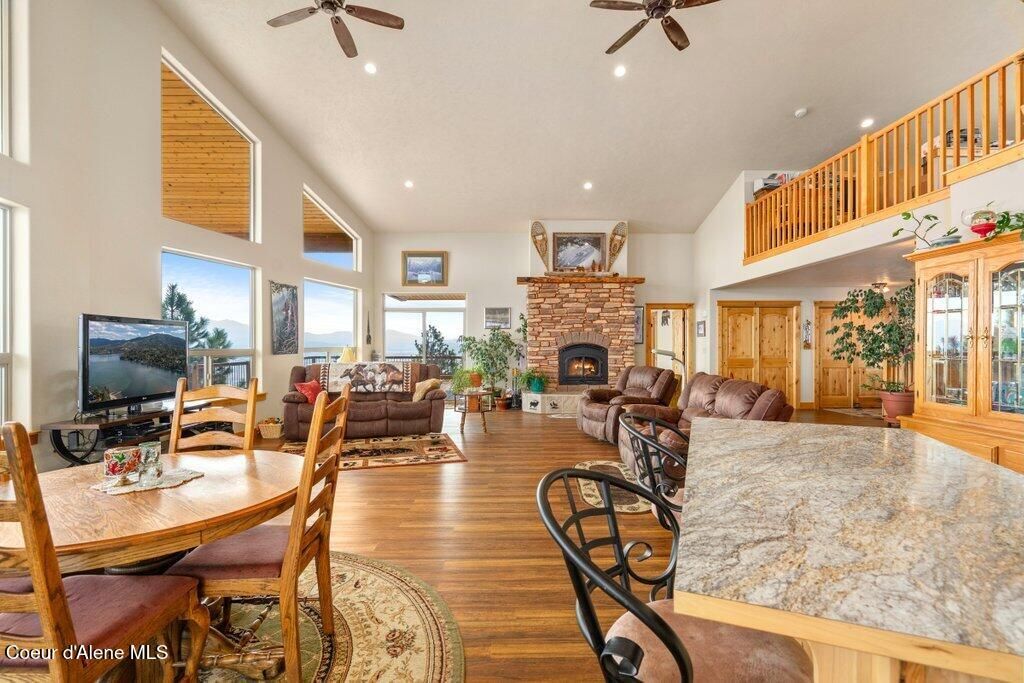 10653 N Payment Peak Rd, Hauser, ID 83854 photo 16