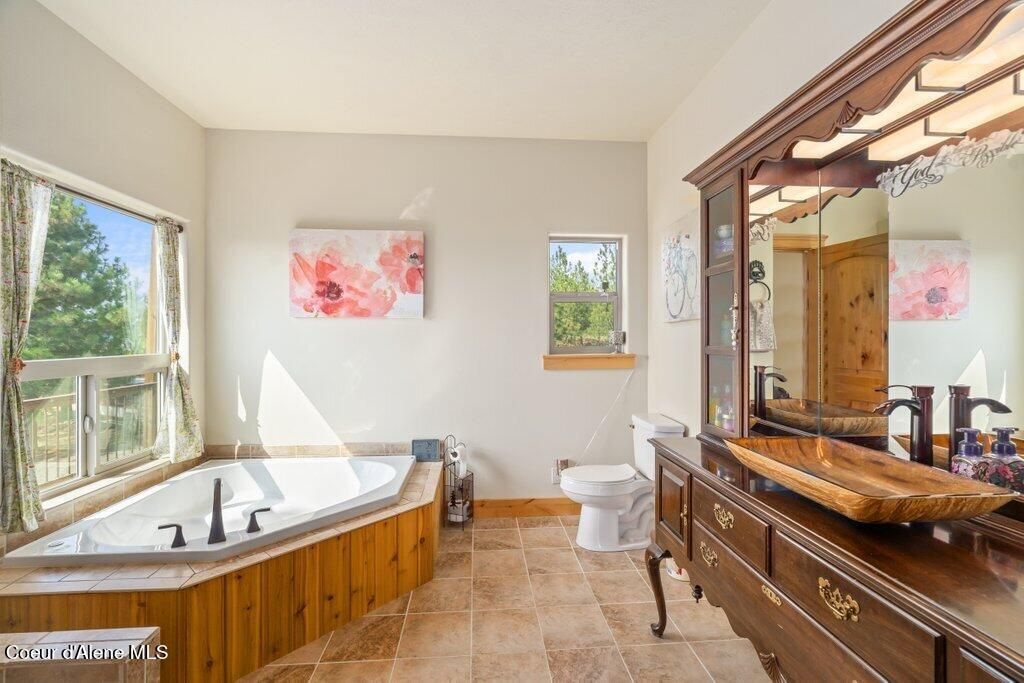 10653 N Payment Peak Rd, Hauser, ID 83854 photo 29