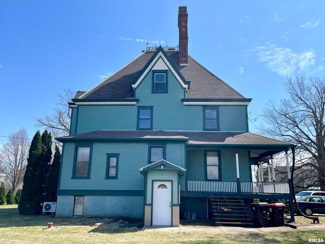 429 W HIGH Street, Peoria, IL 61606