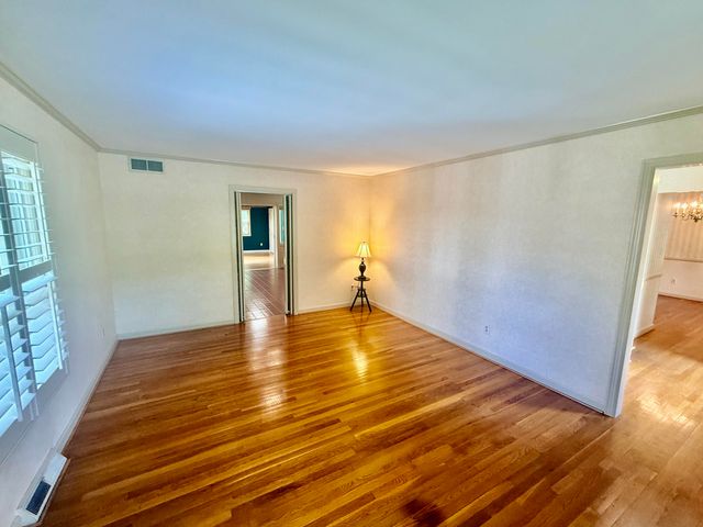 826 Glendover Cove, Lexington, KY 40502