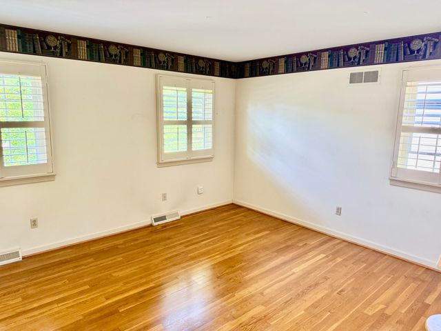 826 Glendover Cove, Lexington, KY 40502