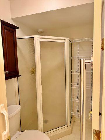 826 Glendover Cove, Lexington, KY 40502