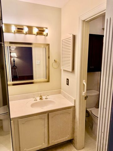 826 Glendover Cove, Lexington, KY 40502