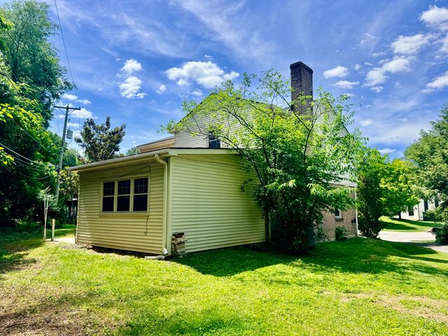 826 Glendover Cove, Lexington, KY 40502
