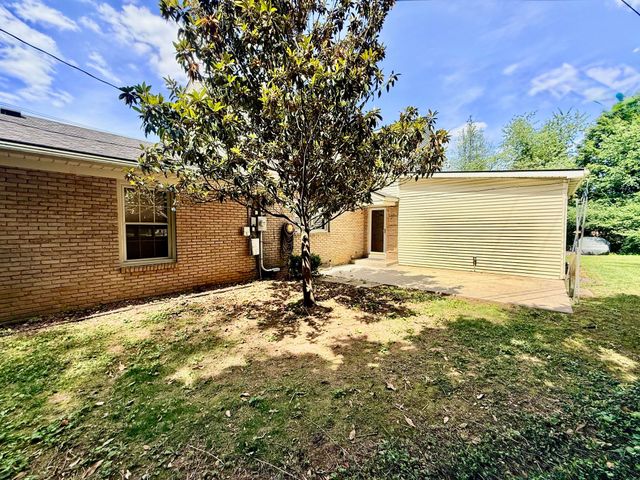 826 Glendover Cove, Lexington, KY 40502