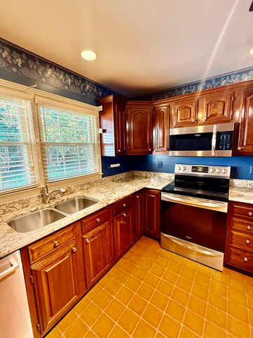 826 Glendover Cove, Lexington, KY 40502