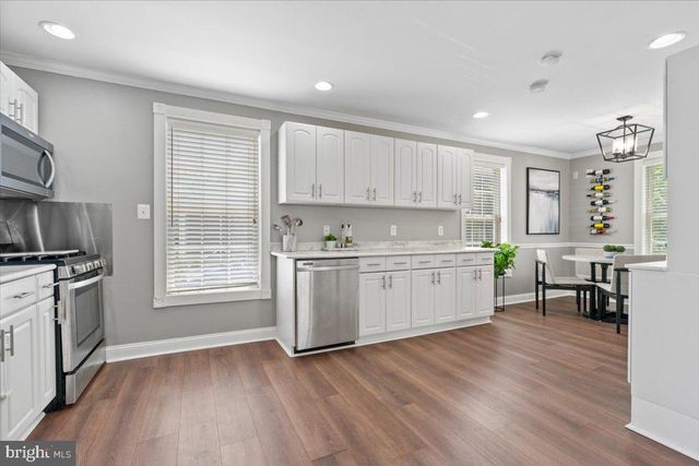 2819 SUMMERFIELD RD, Falls Church, VA 22042