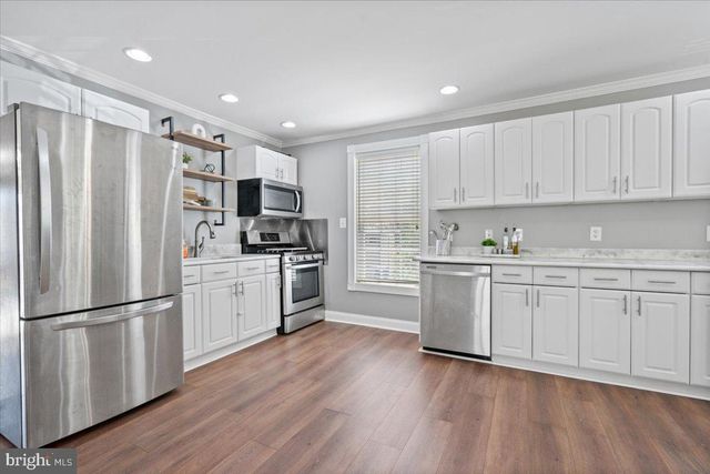 2819 SUMMERFIELD RD, Falls Church, VA 22042
