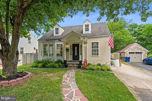 2819 SUMMERFIELD RD, Falls Church, VA 22042