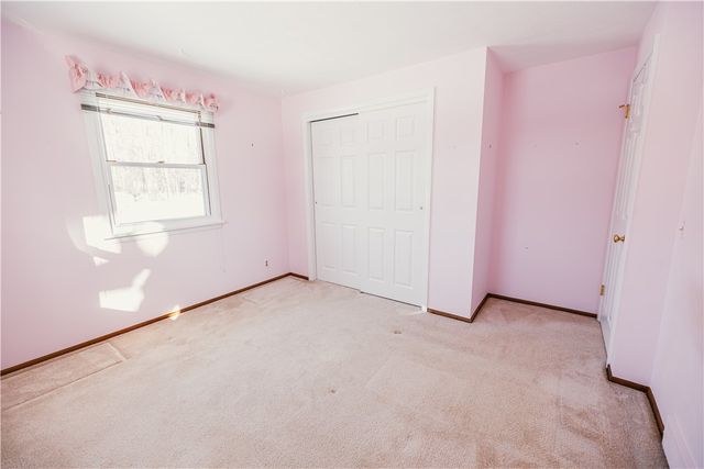 93 Matthew Drive, Perinton, NY 14450