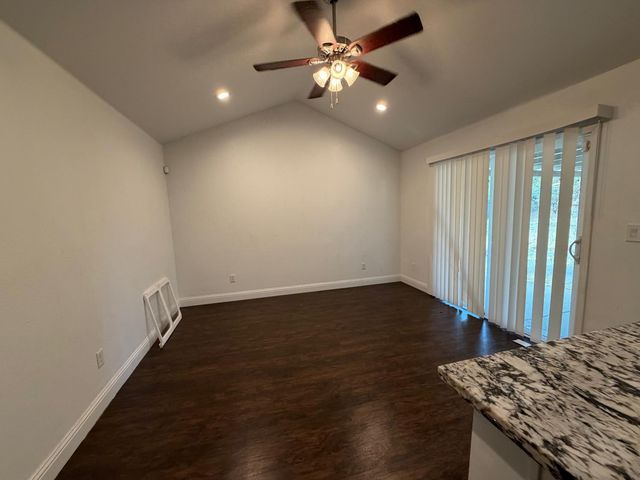 5421 Bootjack Dr, Sacramento, CA 95842