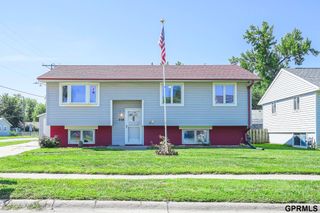 1217 Willow Drive, Carter Lake, IA 51510