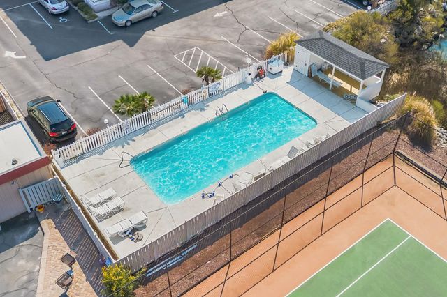 6305 N Ocean Blvd. B2, North Myrtle Beach, SC 29582