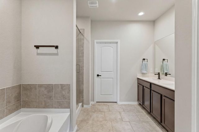 14077 Sharktooth Hill Lane, Conroe, TX 77384