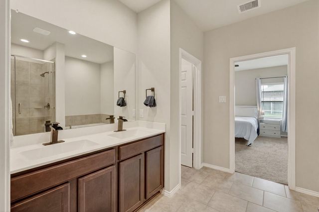 14077 Sharktooth Hill Lane, Conroe, TX 77384