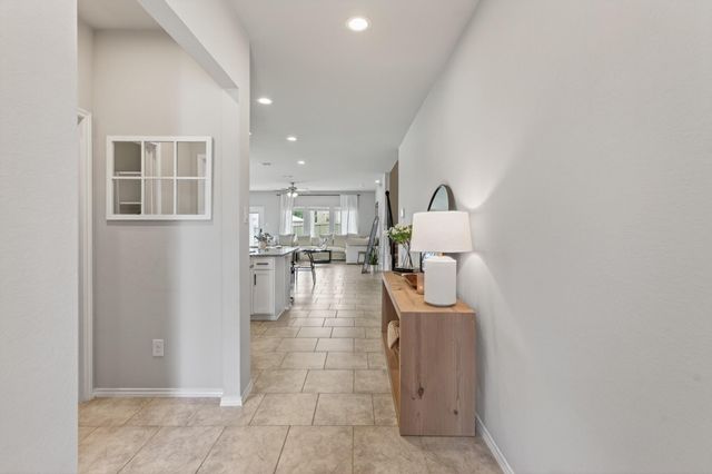 14077 Sharktooth Hill Lane, Conroe, TX 77384