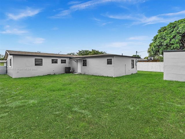 19021 NW 23rd Ct, Miami Gardens, FL 33056