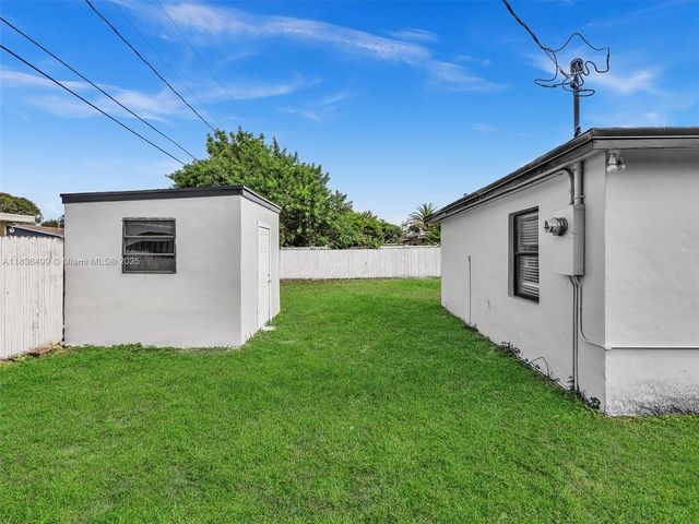 19021 NW 23rd Ct, Miami Gardens, FL 33056
