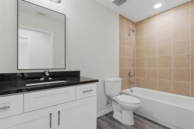 4369 CAMBIO GARDENS COURT, Tampa, FL 33610