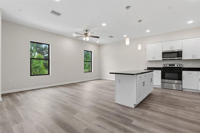 4369 CAMBIO GARDENS COURT, Tampa, FL 33610