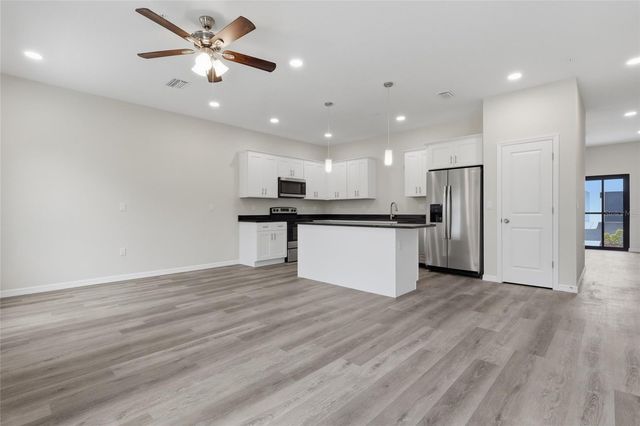 4369 CAMBIO GARDENS COURT, Tampa, FL 33610