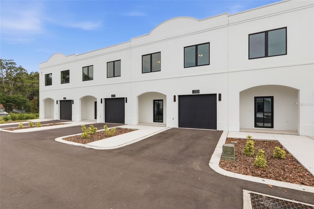4369 CAMBIO GARDENS COURT, Tampa, FL 33610