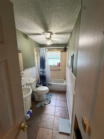 1055 Star Street, Denison, TX 75020