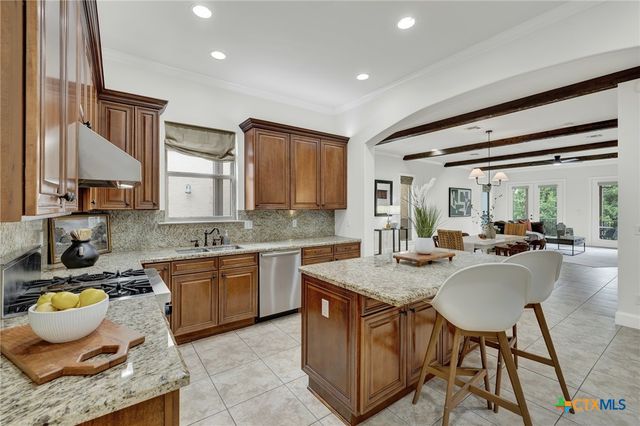 1029 Gruene Road, New Braunfels, TX 78130