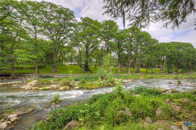 1029 Gruene Road, New Braunfels, TX 78130
