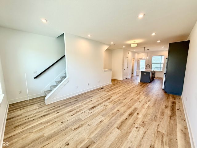 2129 N College Avenue, Indianapolis, IN 46202