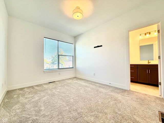 2129 N College Avenue, Indianapolis, IN 46202