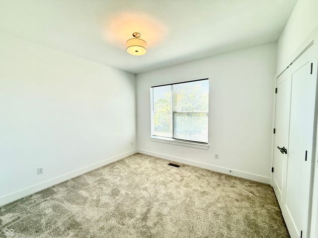 2129 N College Avenue, Indianapolis, IN 46202