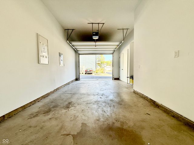 2129 N College Avenue, Indianapolis, IN 46202