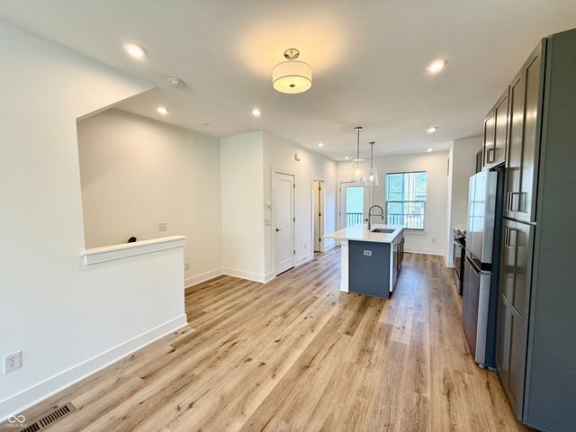 2129 N College Avenue, Indianapolis, IN 46202