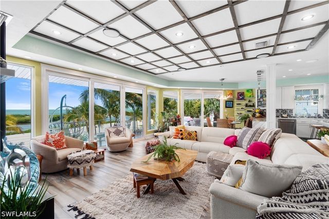 8124 Estero BLVD, Fort Myers Beach, FL 33931