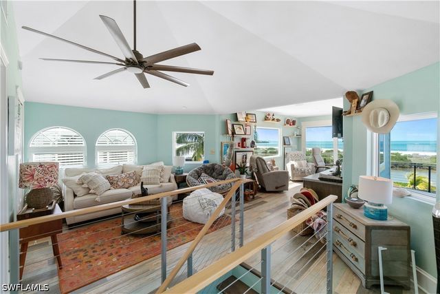 8124 Estero BLVD, Fort Myers Beach, FL 33931