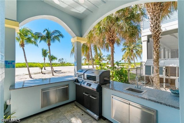 8124 Estero BLVD, Fort Myers Beach, FL 33931