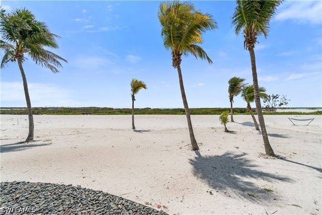 8124 Estero BLVD, Fort Myers Beach, FL 33931