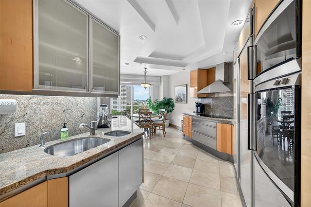2600 Island Blvd 1202, Aventura, FL 33160